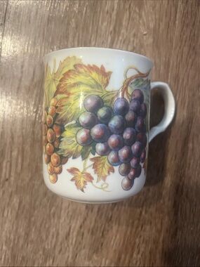 Crown Trent Grape Vine Ceramic Coffee Mug in White with Purple and Green Accent